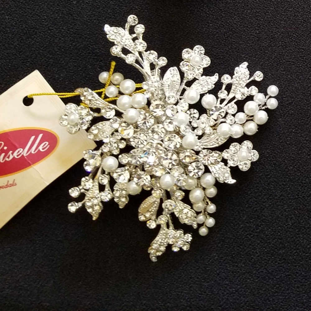 Bridal hair clip NEW with tags